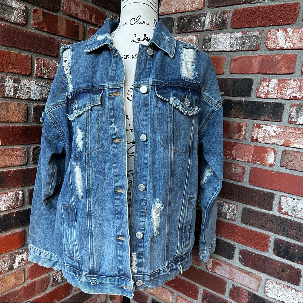 FOREVER 21 DISTRESSED JEAN JACKET SIZE SMALL - Picture 12 of 12